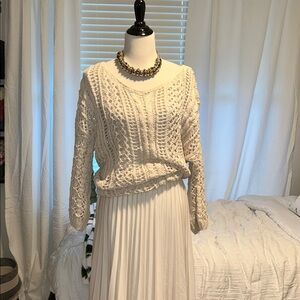 Miracle M L loose fit open knit crochet ivory Cream Sweater